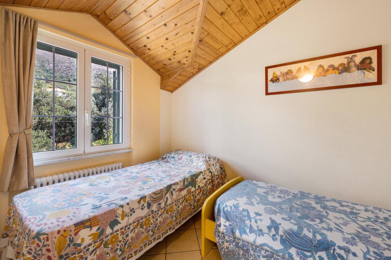 La Casa Di Lady Apartment Ceriale Bagian luar foto