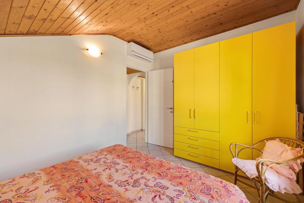 La Casa Di Lady Apartment Ceriale Bagian luar foto