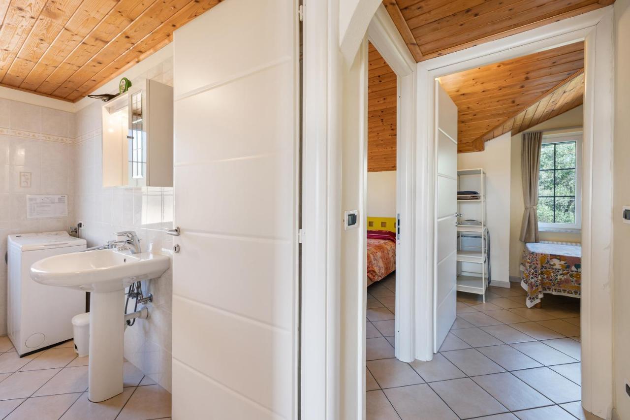 La Casa Di Lady Apartment Ceriale Bagian luar foto